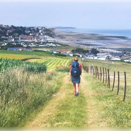 Maison De Charme A Dieppe, Confort Et Loisirs Nyaraló *