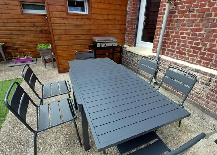 Maison De Charme A Dieppe, Confort Et Loisirs *